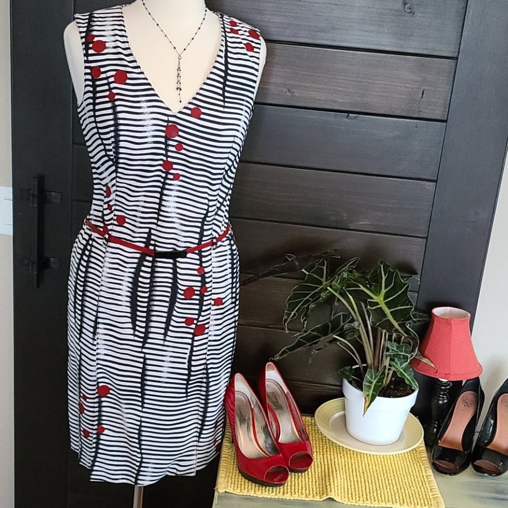 Alberto Makali sleeveless chic dress